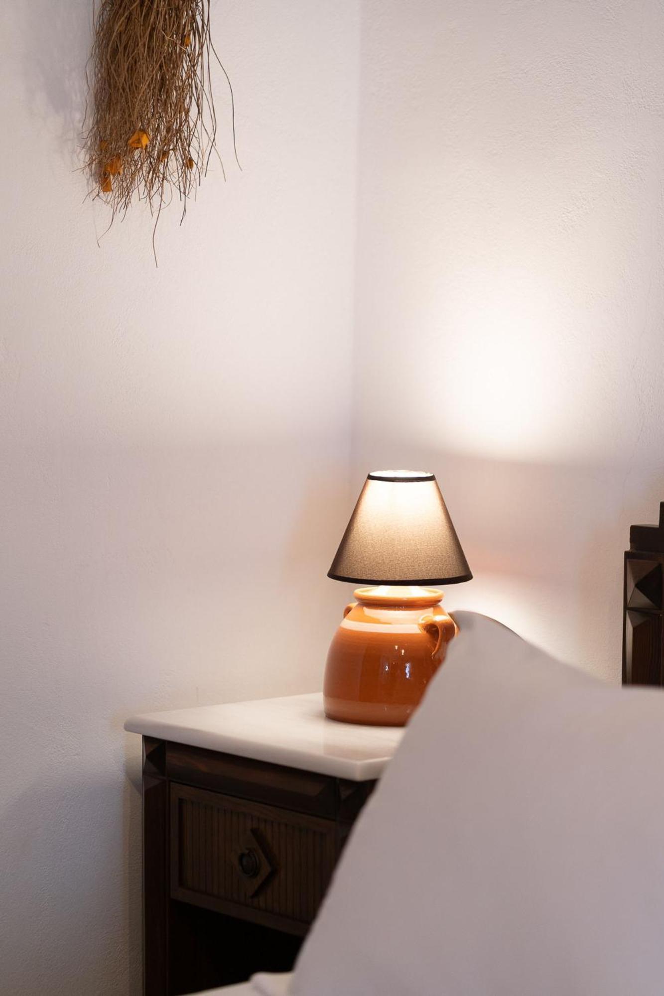 Mirsini Apartments In Sifnos วาธิ ภายนอก รูปภาพ